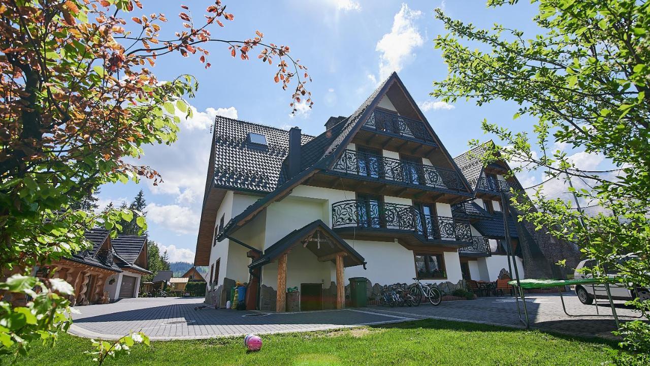 Lesny Dwor Bed & Breakfast Murzasichle Bagian luar foto