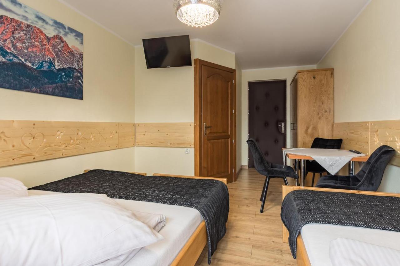 Lesny Dwor Bed & Breakfast Murzasichle Bagian luar foto