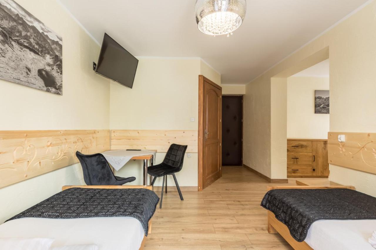 Lesny Dwor Bed & Breakfast Murzasichle Bagian luar foto