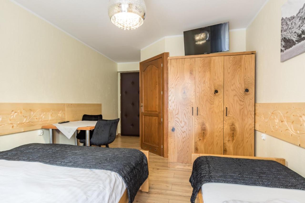 Lesny Dwor Bed & Breakfast Murzasichle Bagian luar foto